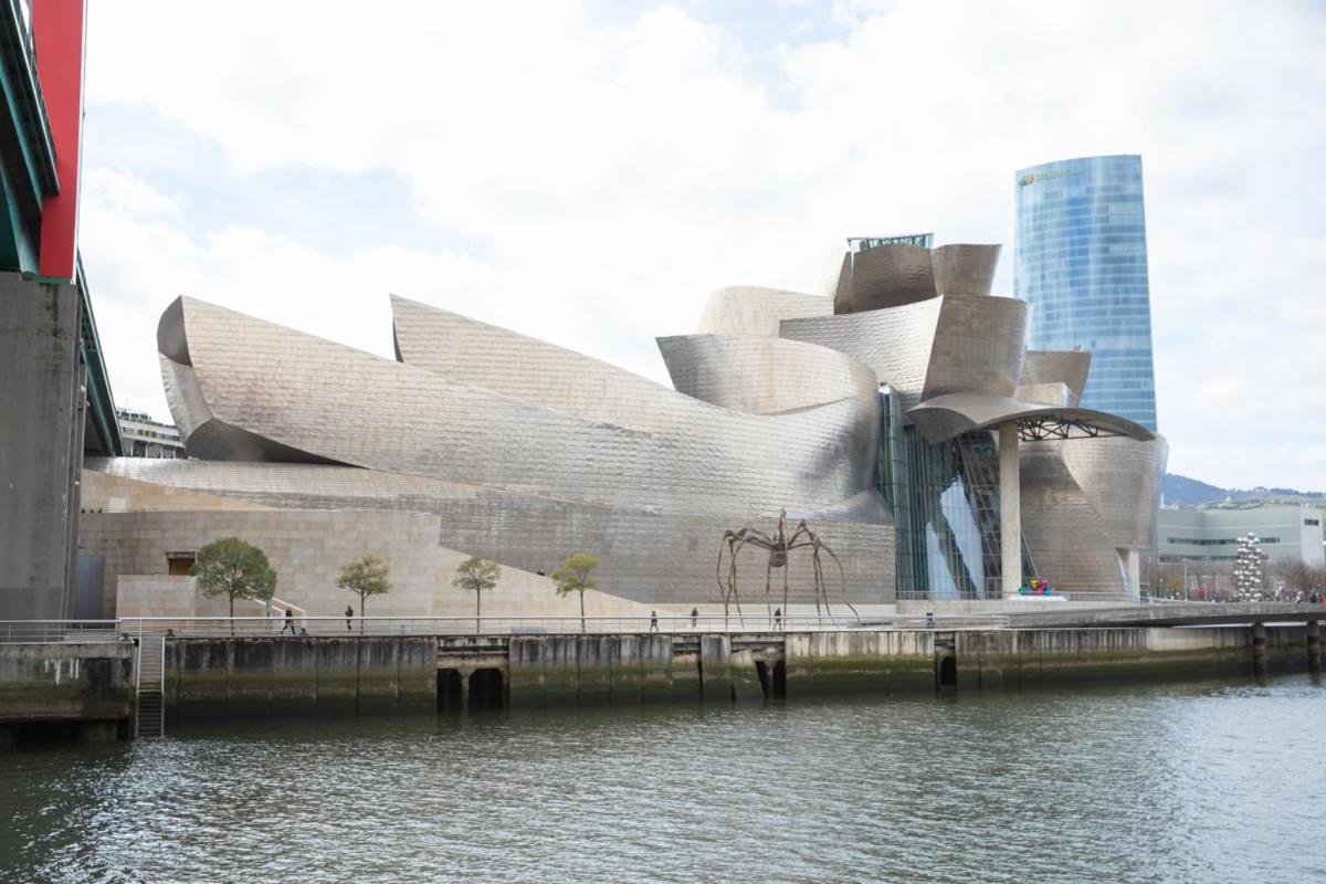 Pension H30 Bilbao Zewnętrze zdjęcie